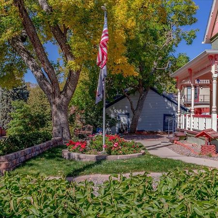 The Silk Pincushion (Adults Only) Bed & Breakfast Golden Luaran gambar
