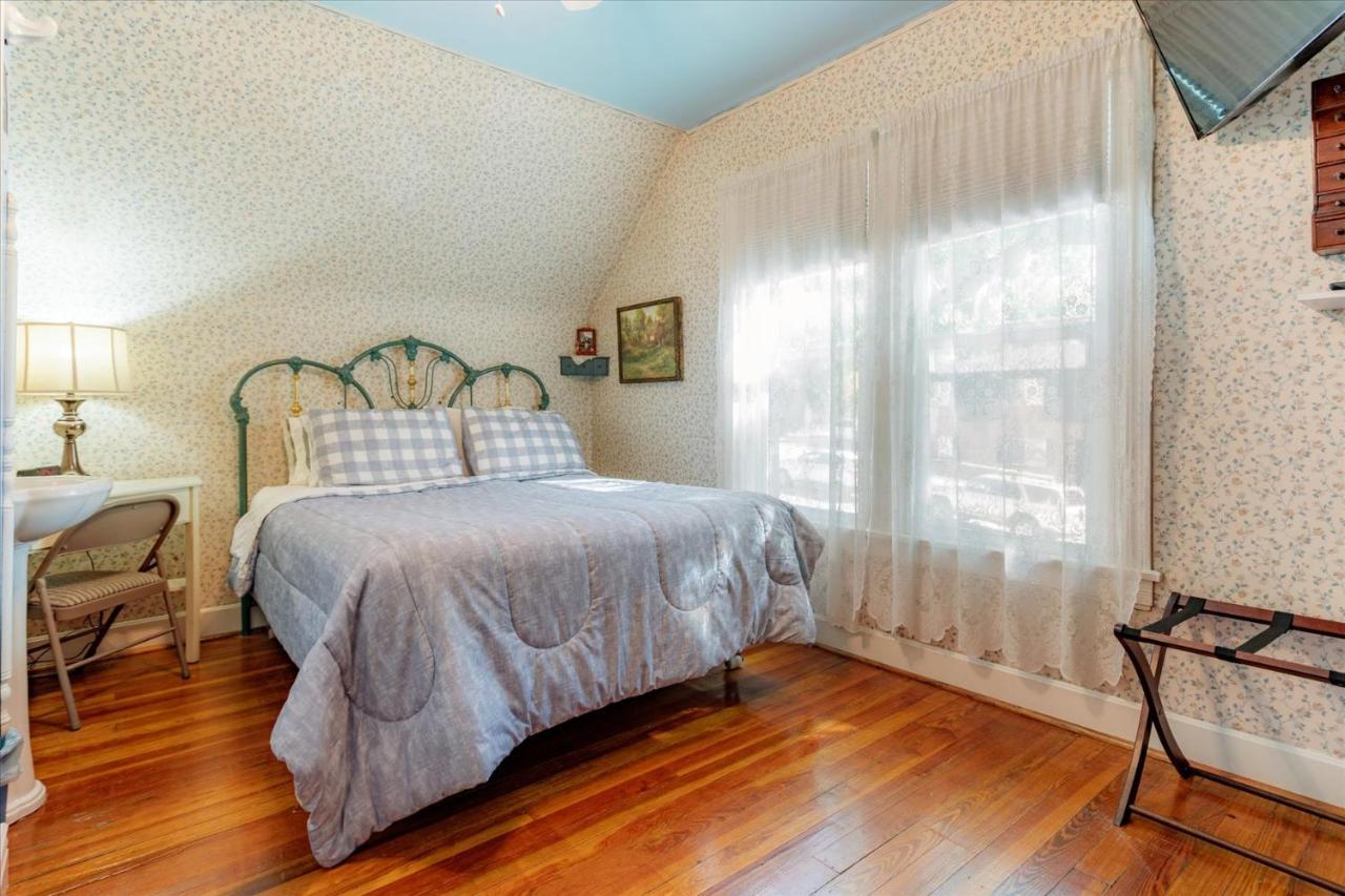 The Silk Pincushion (Adults Only) Bed & Breakfast Golden Luaran gambar
